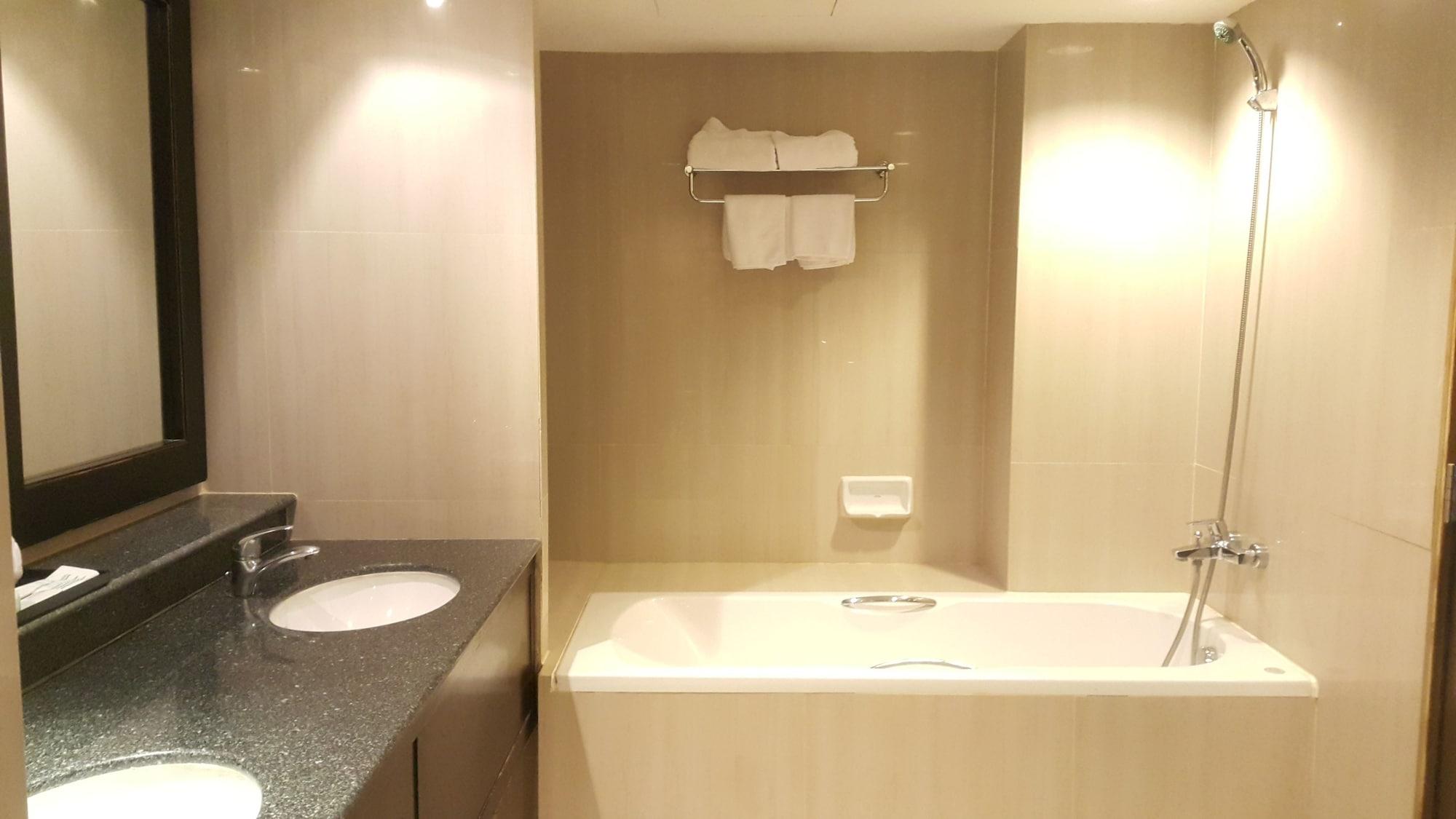 Summer Spring Hotel Pattaya Zewnętrze zdjęcie