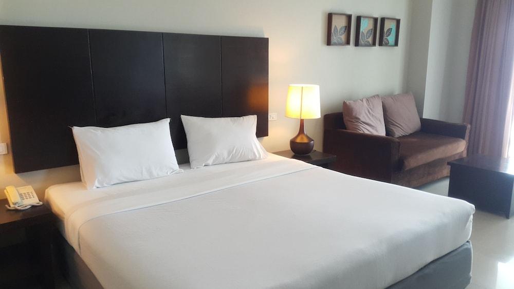Summer Spring Hotel Pattaya Zewnętrze zdjęcie